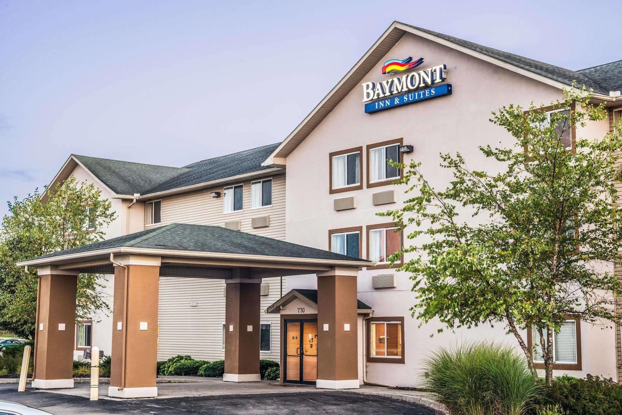 Comfort Inn & Suites Fairborn Near Wright Patterson Afb Bagian luar foto